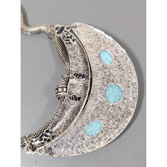 Western Tribal Faux Turquoise Curved Bar Bib Necklace Statement 20" - Picture 6 of 7